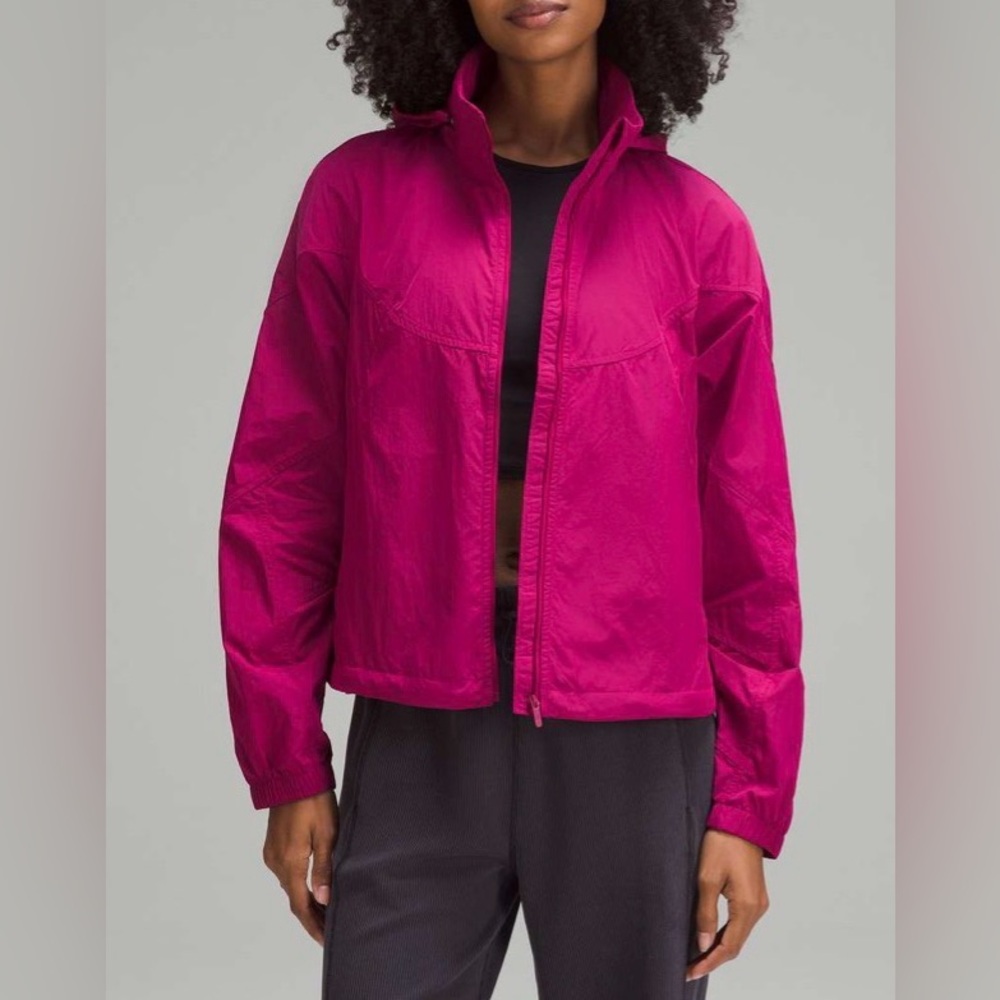 NWOT NEW Lululemon Evergreen Cropped Full-Zip Hoodie Wild Berry